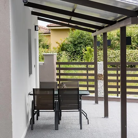 K&m Appartamento Nea Kallikrateia