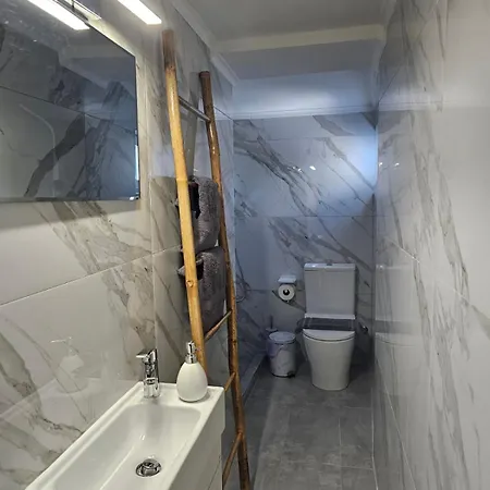 K&m Apartment *