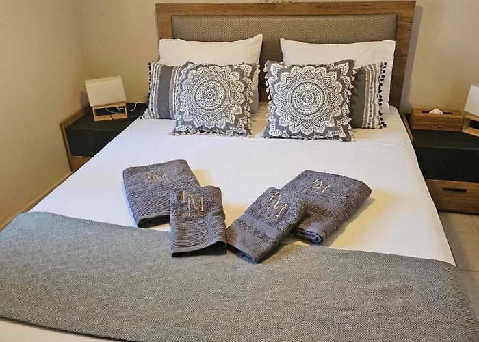 K&m Lägenhet Nea Kallikrateia